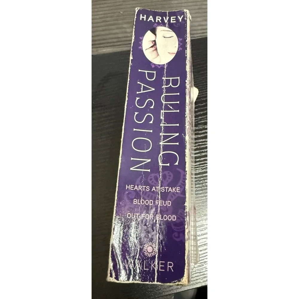 Ruling Passion by Alyxandra Harvey (2011, Trade Paperback) YA‎ FICTION